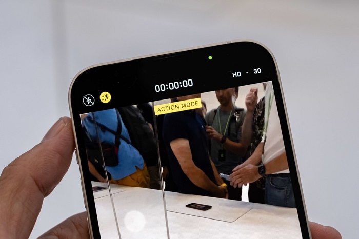 iphone 14 plus 3.jpg