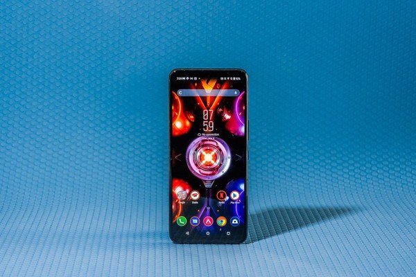 rog-phone-5-pro-16gb-512gb-moi-fullbox-4.jpg